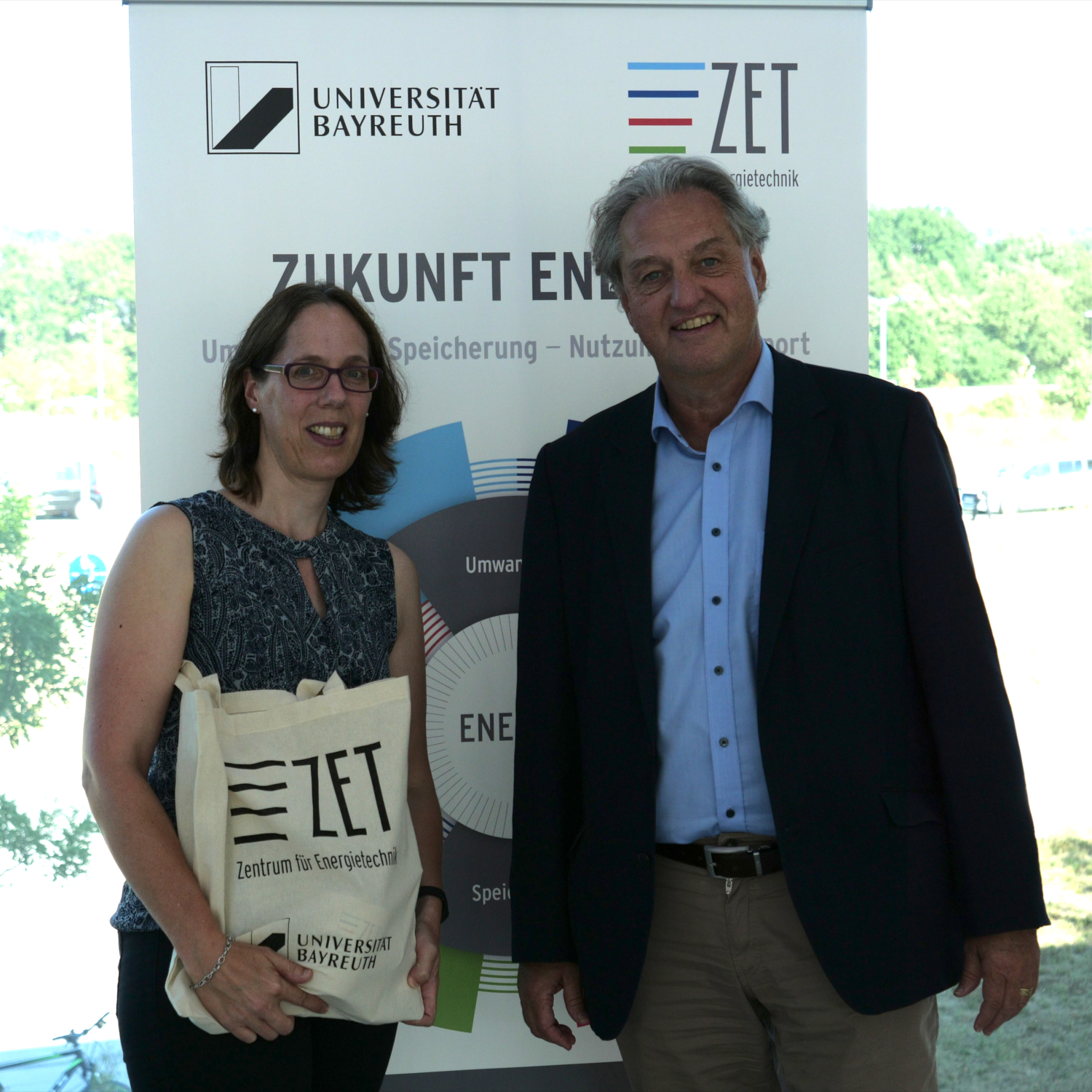 Prof. Christina Roth und Prof.  Dieter Brüggemann bei der ZET-Mitgliederversammlung